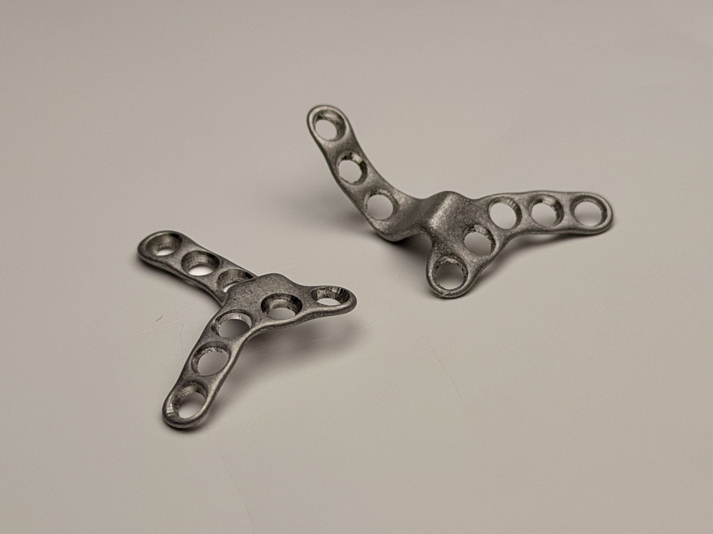 OsseoLabs: Magnesium plates